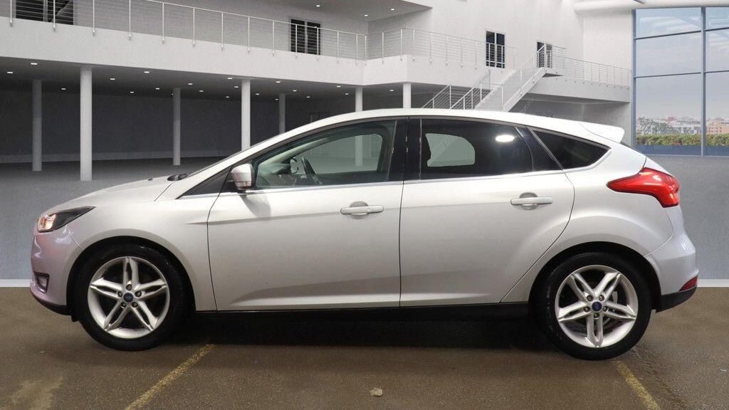 Used Ford Focus 2017 for sale - 77439956: Photo 8