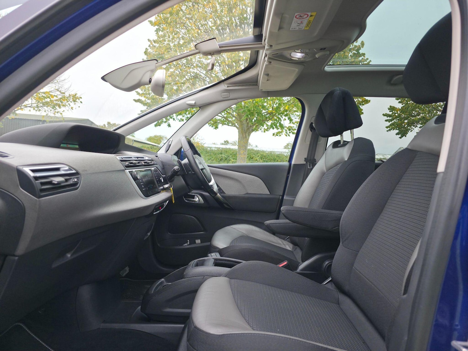 Used Citroen C4 Grand Picasso 2018 for sale - 76997725: Photo 24