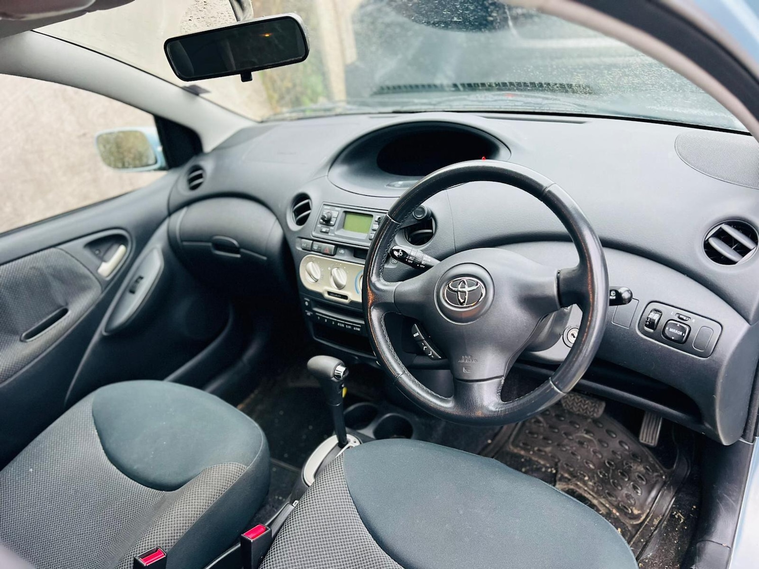 Used Toyota Yaris 2004 for sale - 76377625: Photo 12