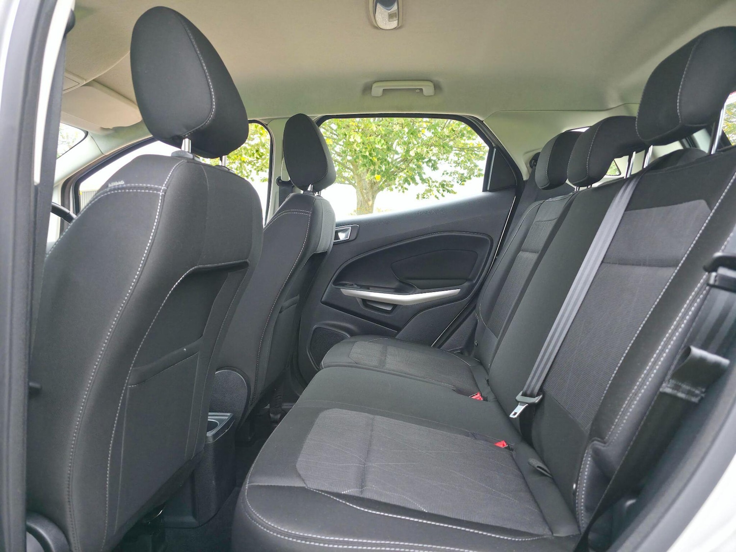 Used Ford Ecosport 2018 for sale - 76926939: Photo 26