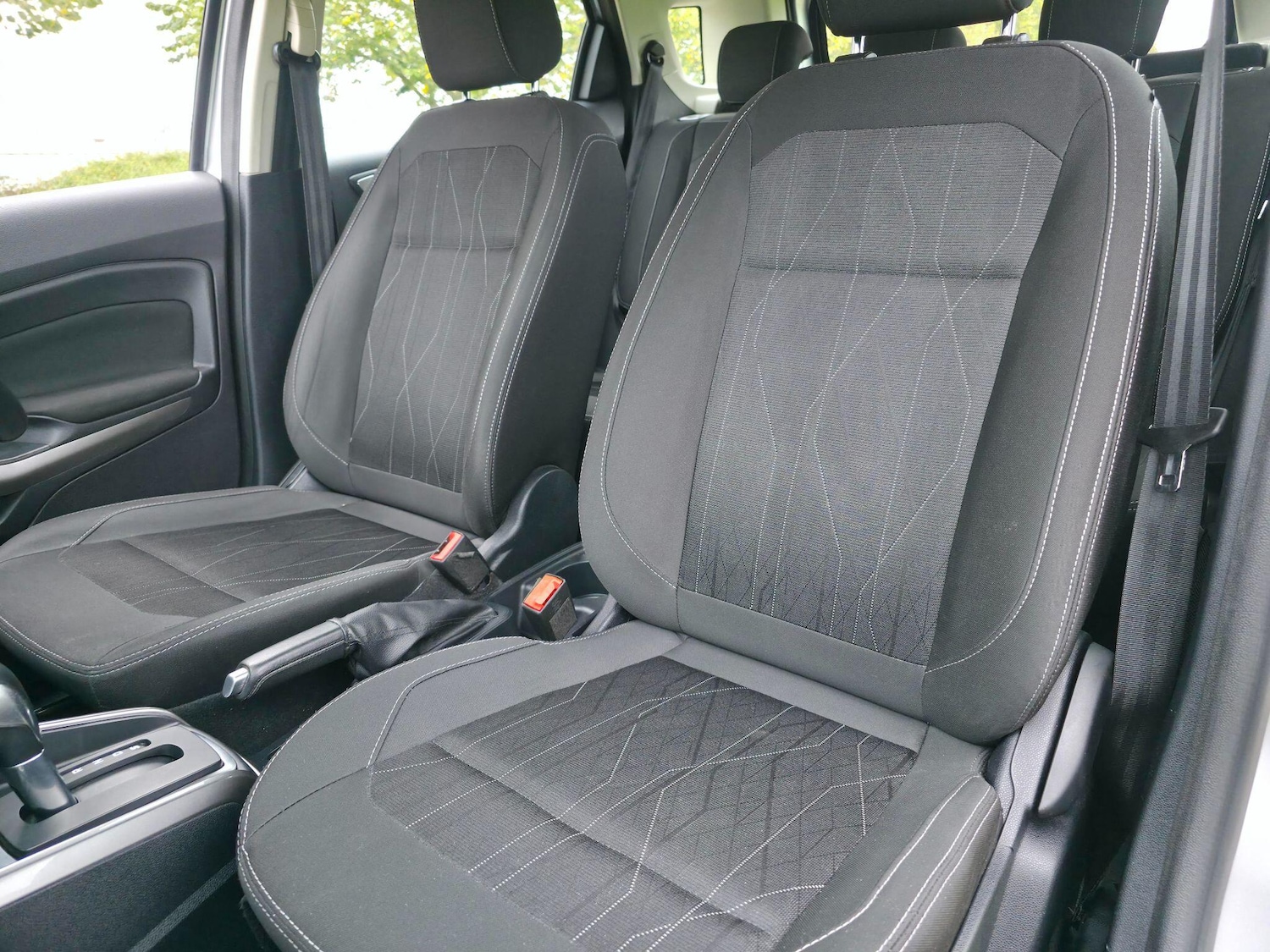 Used Ford Ecosport 2018 for sale - 76926939: Photo 31