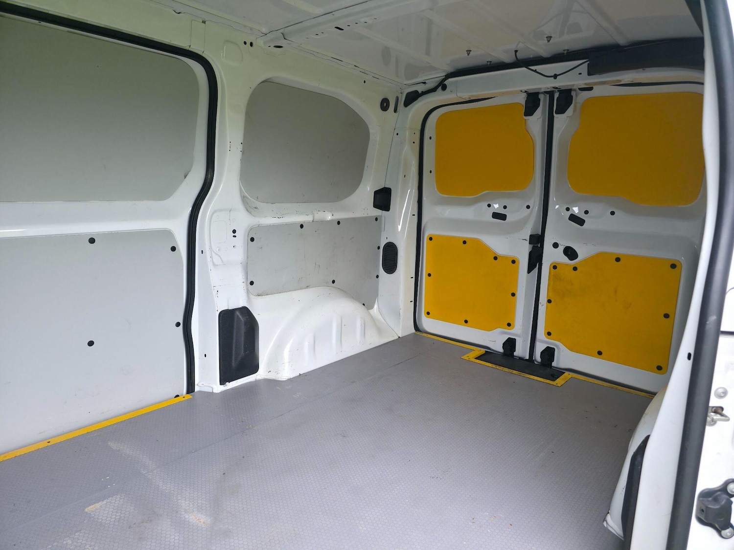 Used Peugeot Expert 2021 for sale - 77909822: Photo 33