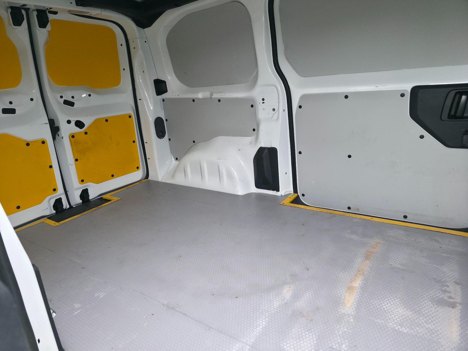 Used Peugeot Expert 2021 for sale - 77909822: Photo 35