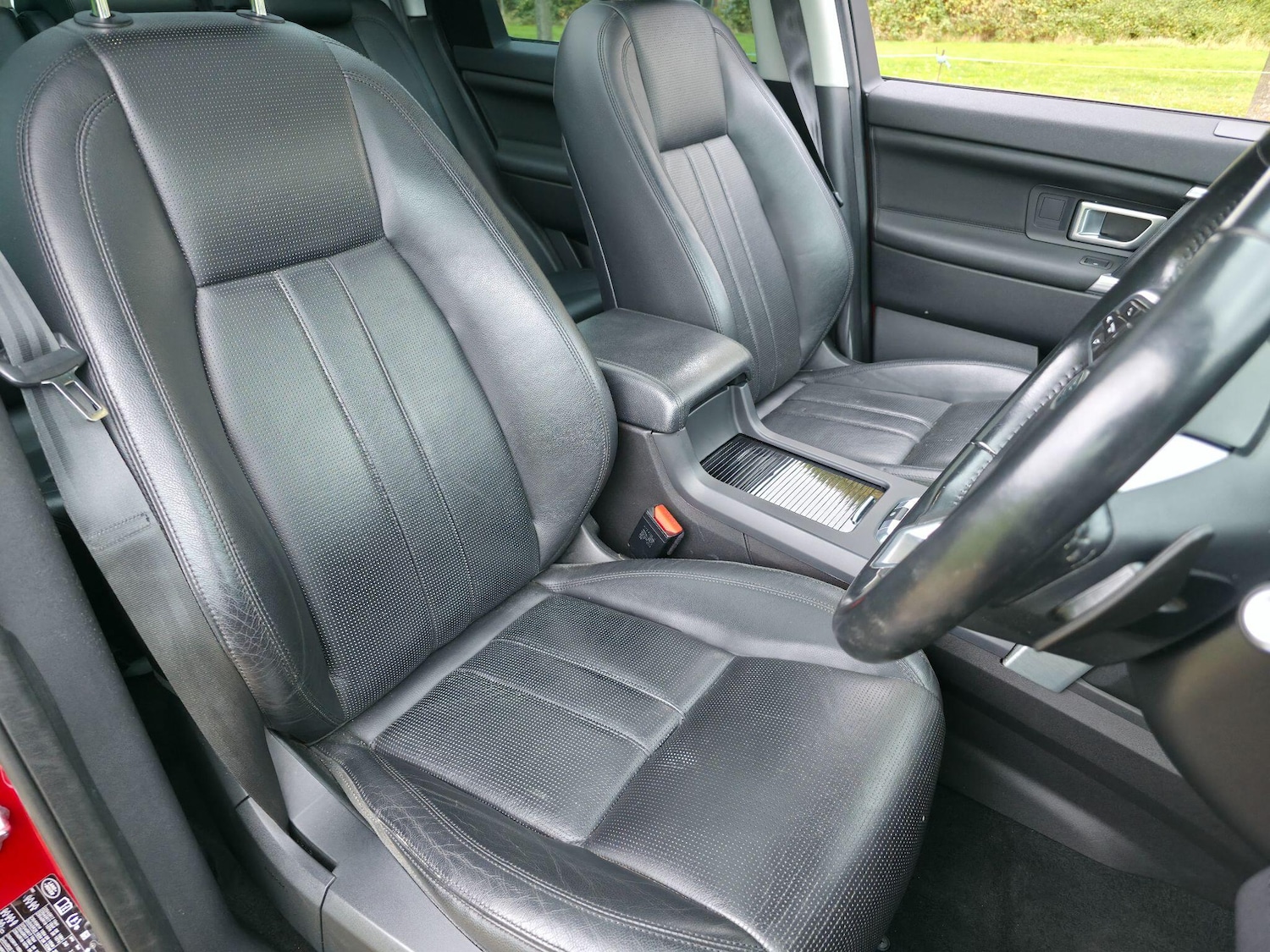 Used Land Rover Discovery Sport 2016 for sale - 76988678: Photo 29