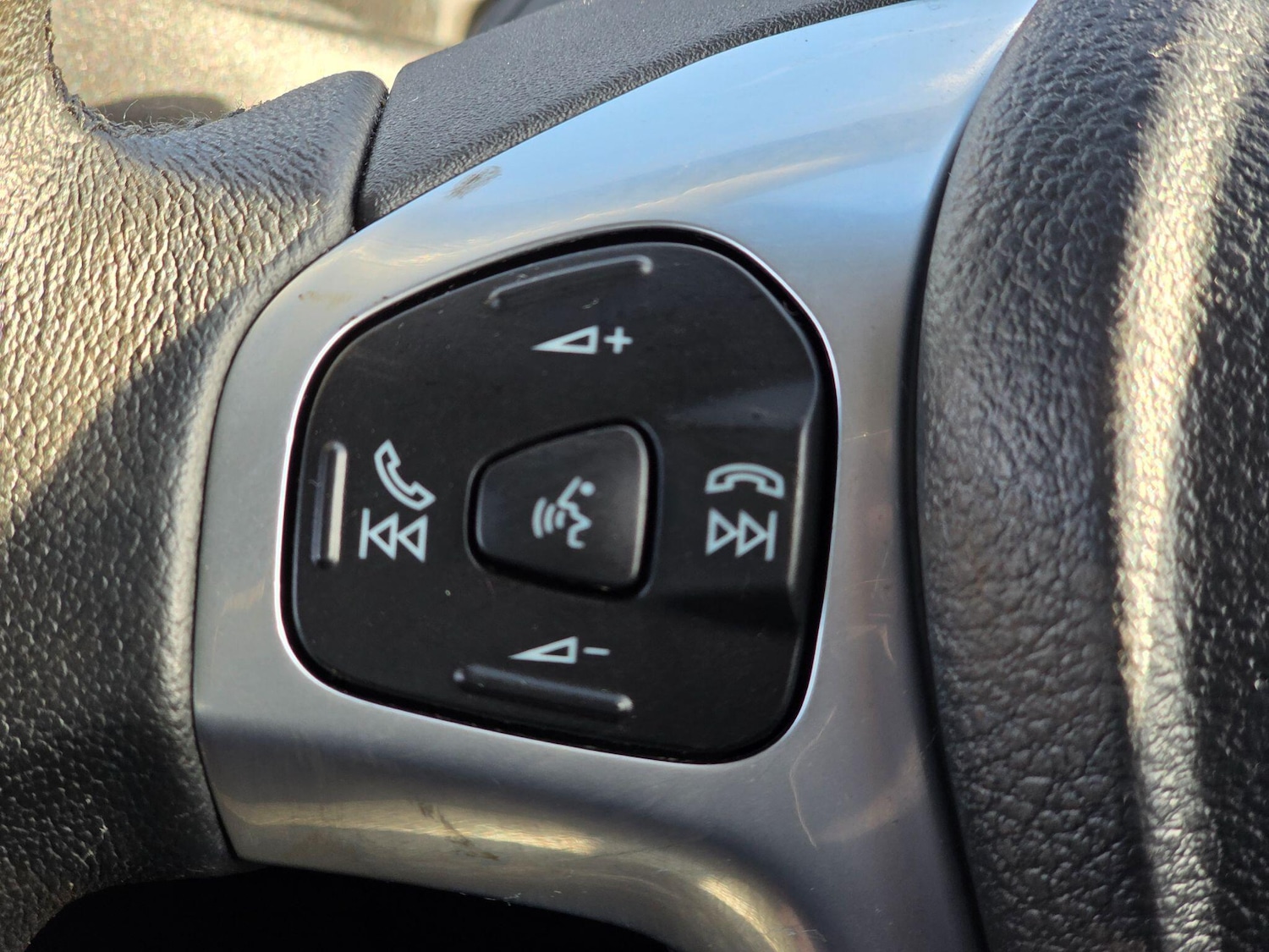 Used Ford Fiesta 2013 for sale - 76780944: Photo 36