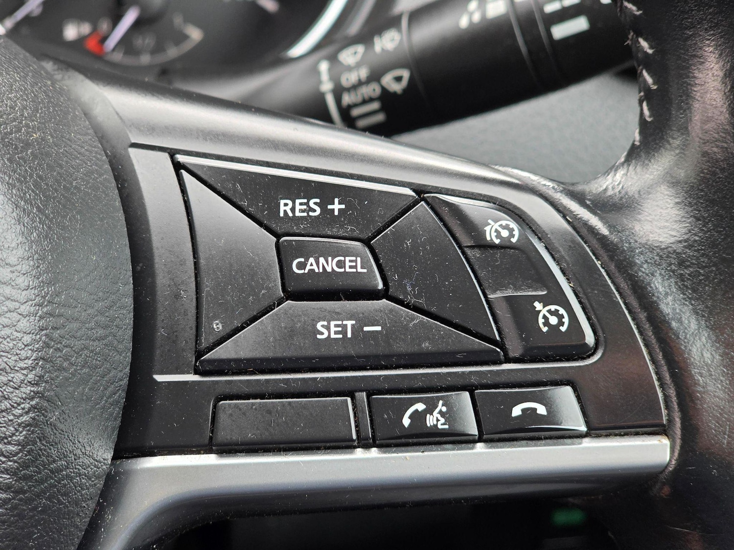 Used Nissan Qashqai for sale - 77029772: Photo 32