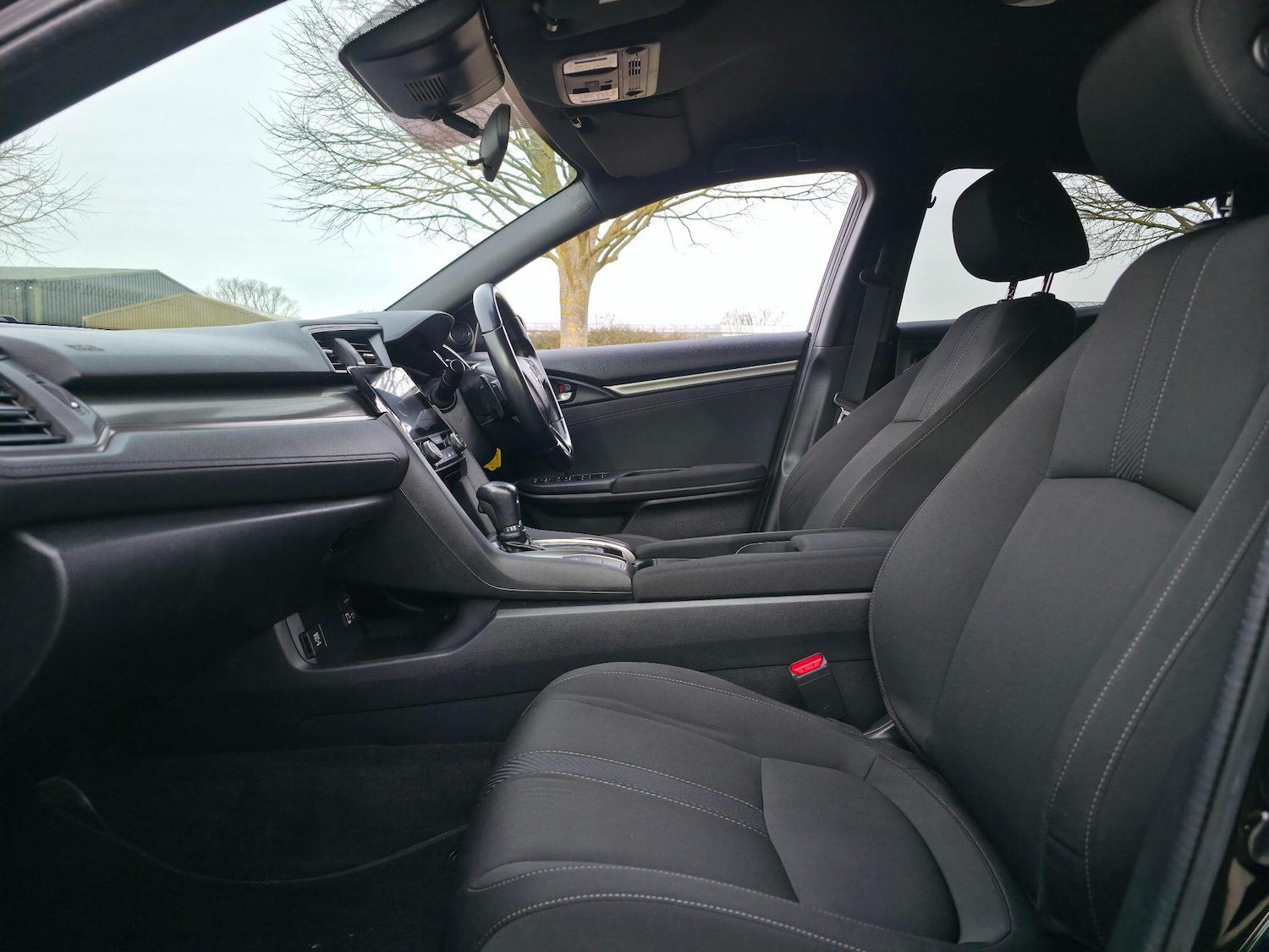 Used Honda Civic 2017 for sale - 77254796: Photo 25