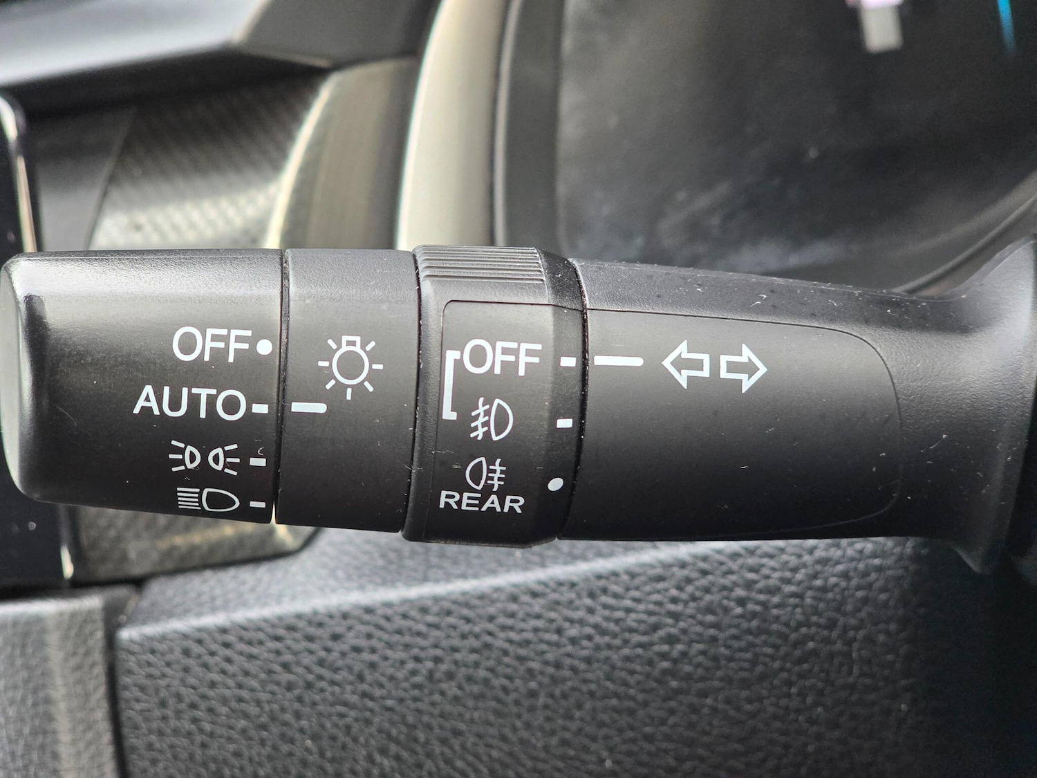 Used Honda Civic 2017 for sale - 77254796: Photo 40