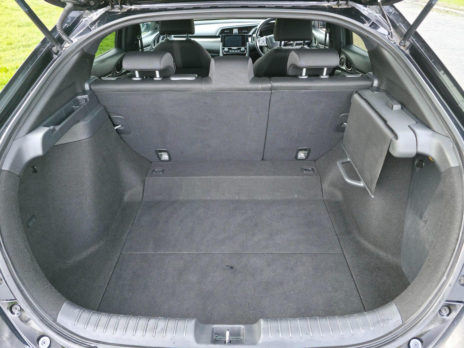 Used Honda Civic 2017 for sale - 77254796: Photo 43