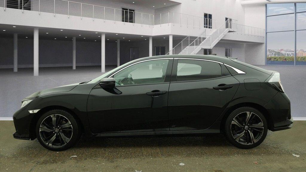 Used Honda Civic 2017 for sale - 77254796: Photo 6