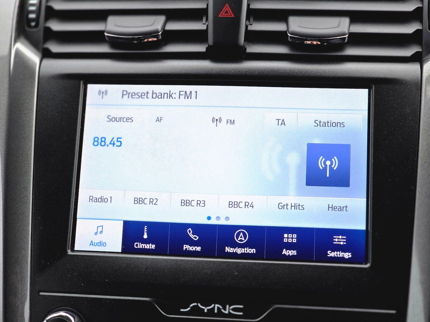 Used Ford Mondeo 2020 for sale - 77229330: Photo 32