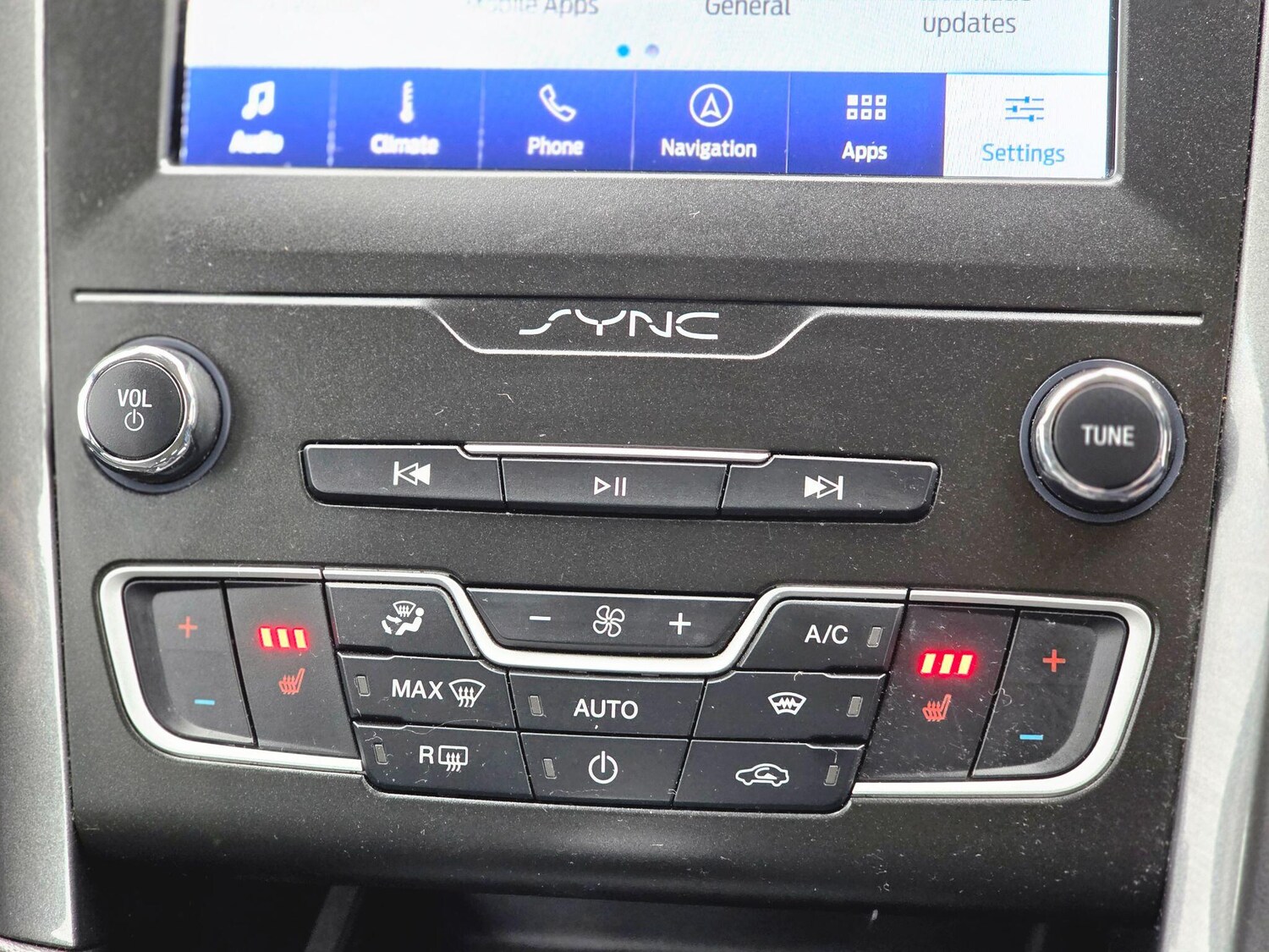 Used Ford Mondeo 2020 for sale - 77229330: Photo 46