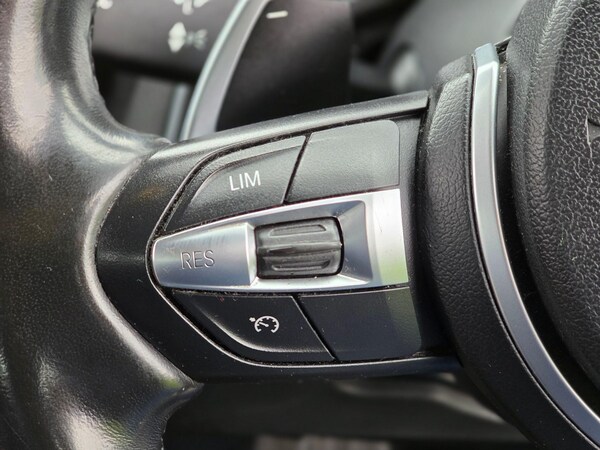 Used BMW 3 Series 2017 for sale - 73636454: Photo 29