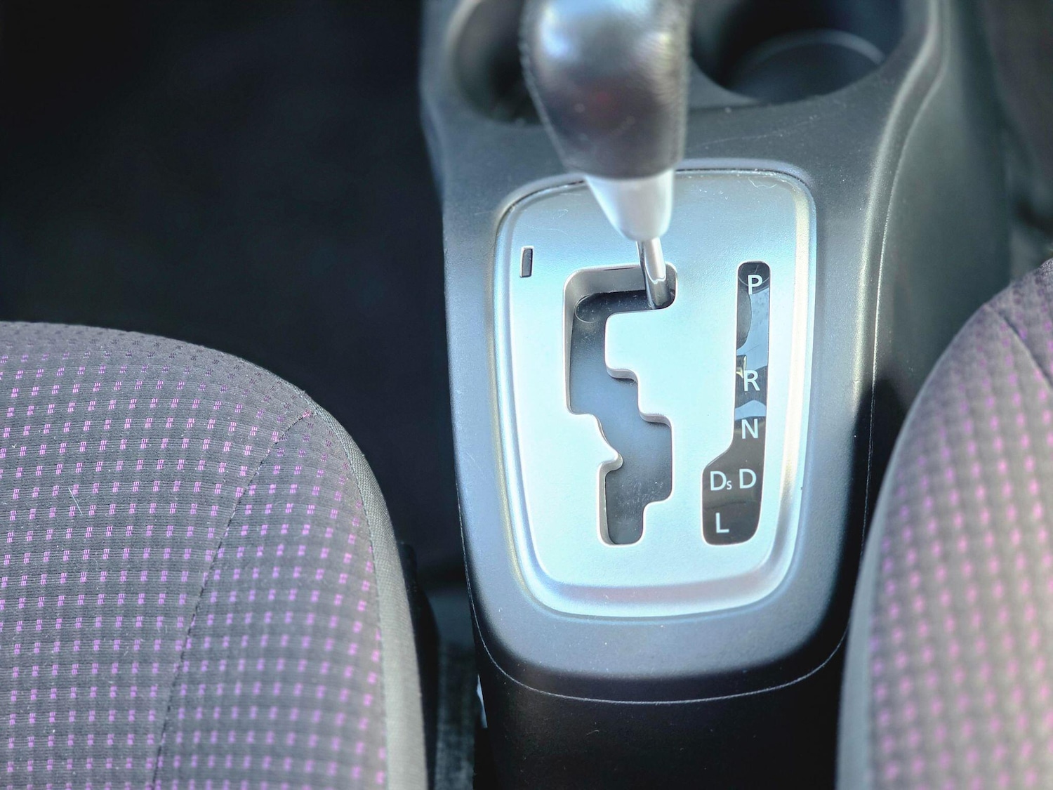 Used Mitsubishi Mirage for sale - 77737875: Photo 31