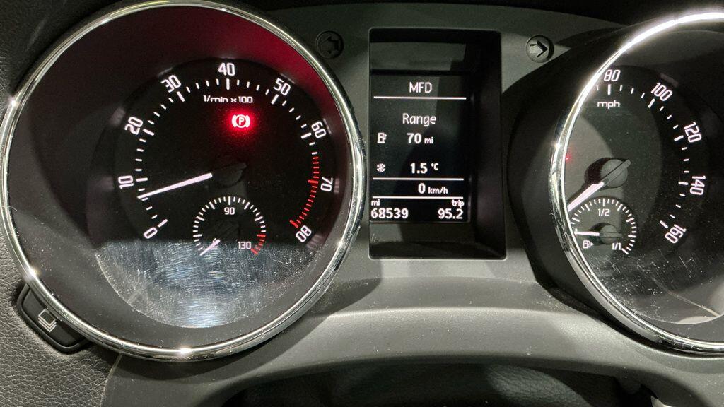 Used Skoda Yeti 2015 for sale - 77254790: Photo 10