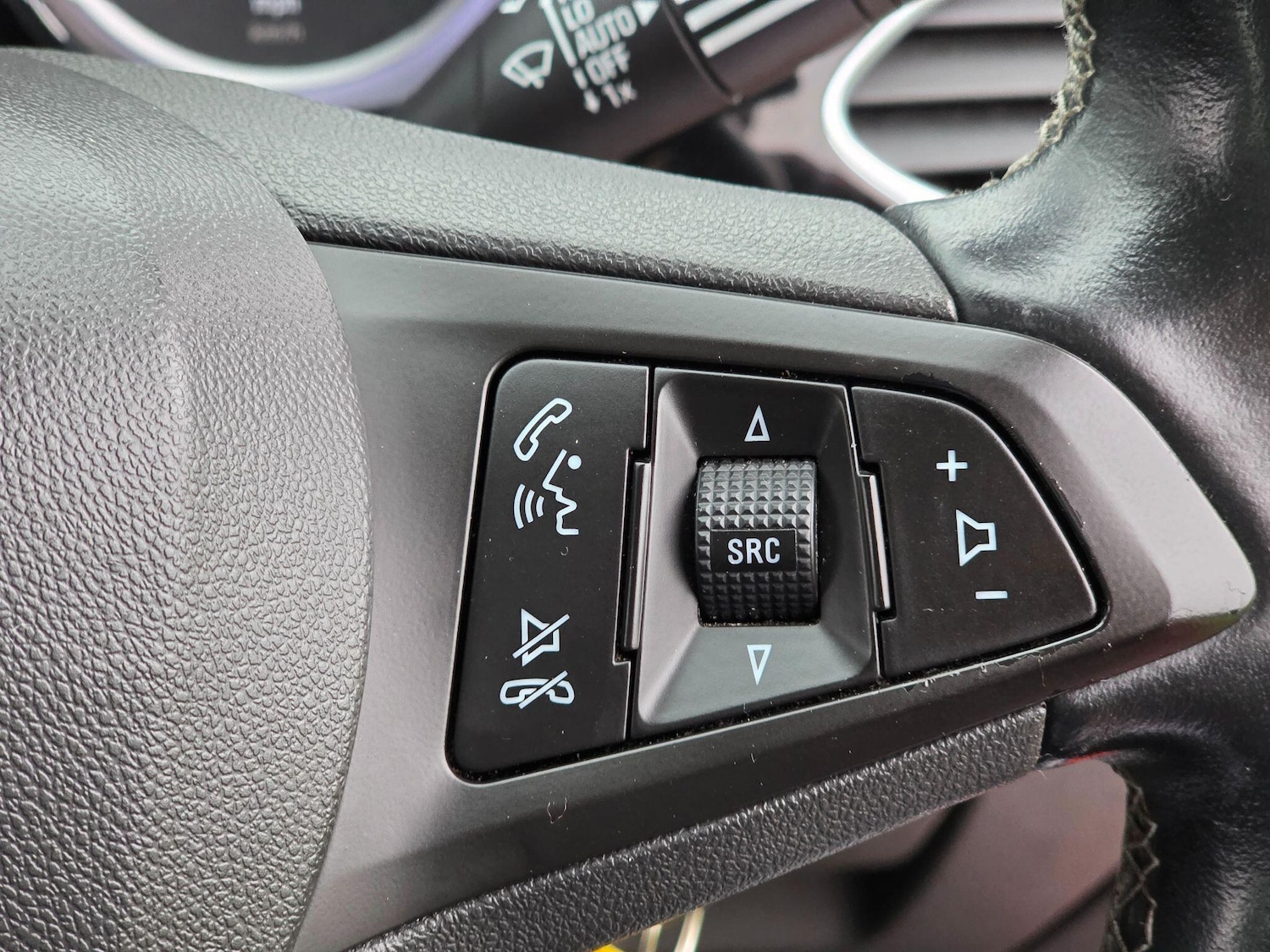 Used Vauxhall Astra 2016 for sale - 77029450: Photo 33