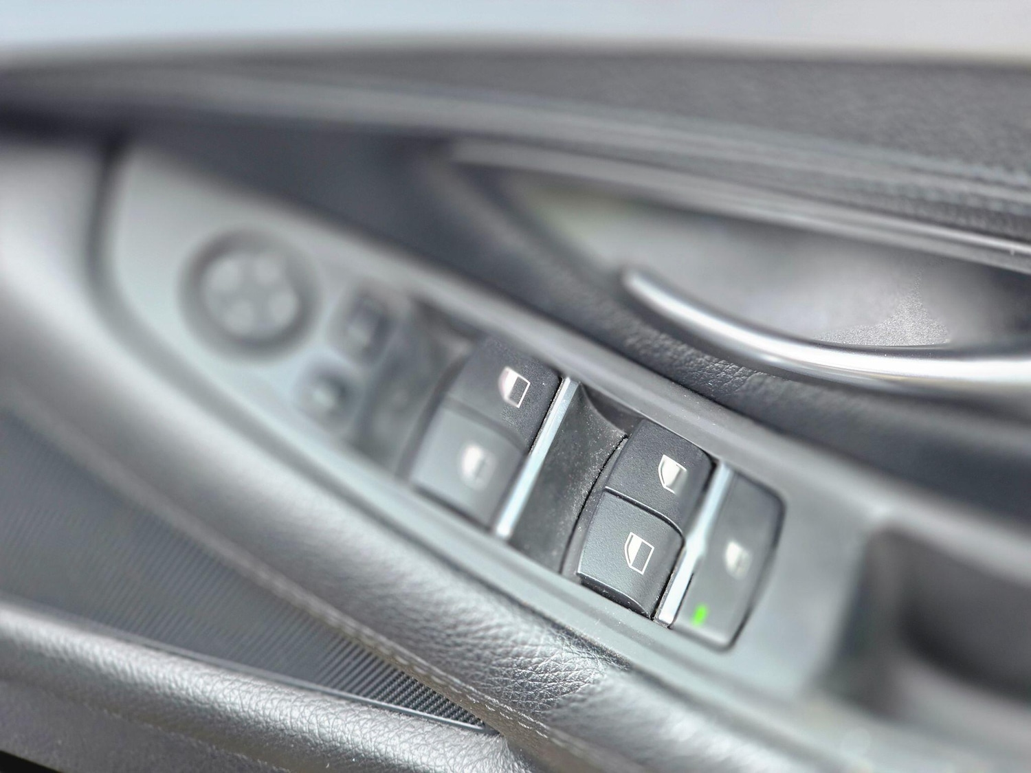 Used BMW 5 Series 2016 for sale - 77067292: Photo 32