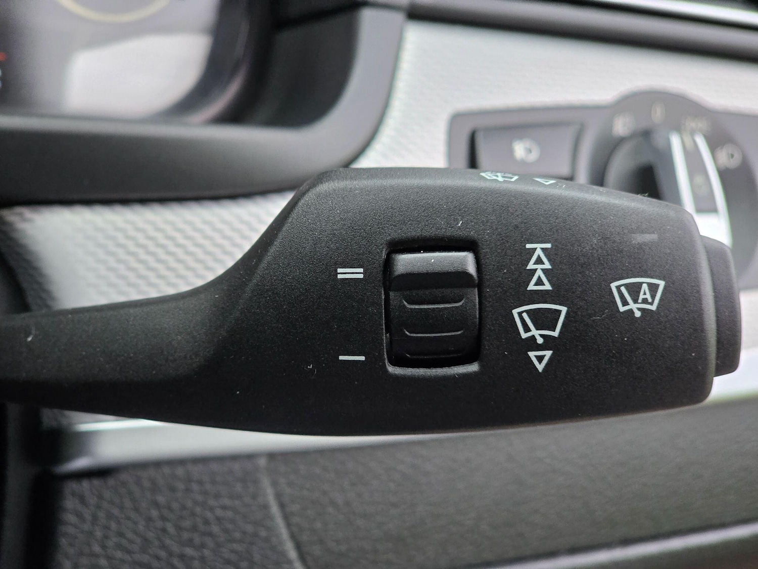 Used BMW 5 Series 2016 for sale - 77067292: Photo 36