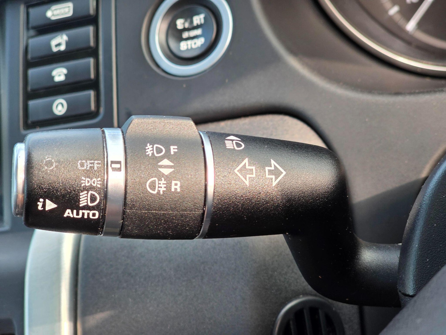 Used Land Rover Discovery Sport 2018 for sale - 77626133: Photo 45