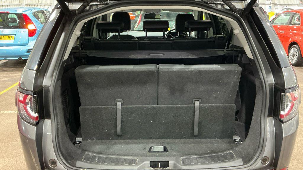 Used Land Rover Discovery Sport 2018 for sale - 77626133: Photo 7