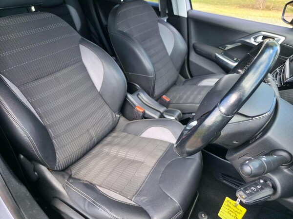 Used Peugeot 2008 2018 for sale - 75552680: Photo 29