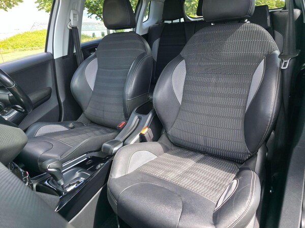 Used Peugeot 2008 2018 for sale - 75552680: Photo 31