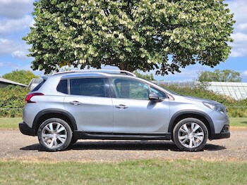 Used Peugeot 2008 2018 for sale - 75552680: Photo