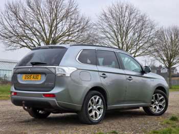 Used Mitsubishi Outlander 2015 for sale - 73917647: Photo