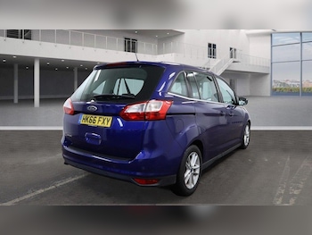 Used Ford Grand C-Max 2016 for sale - 76964675: Photo