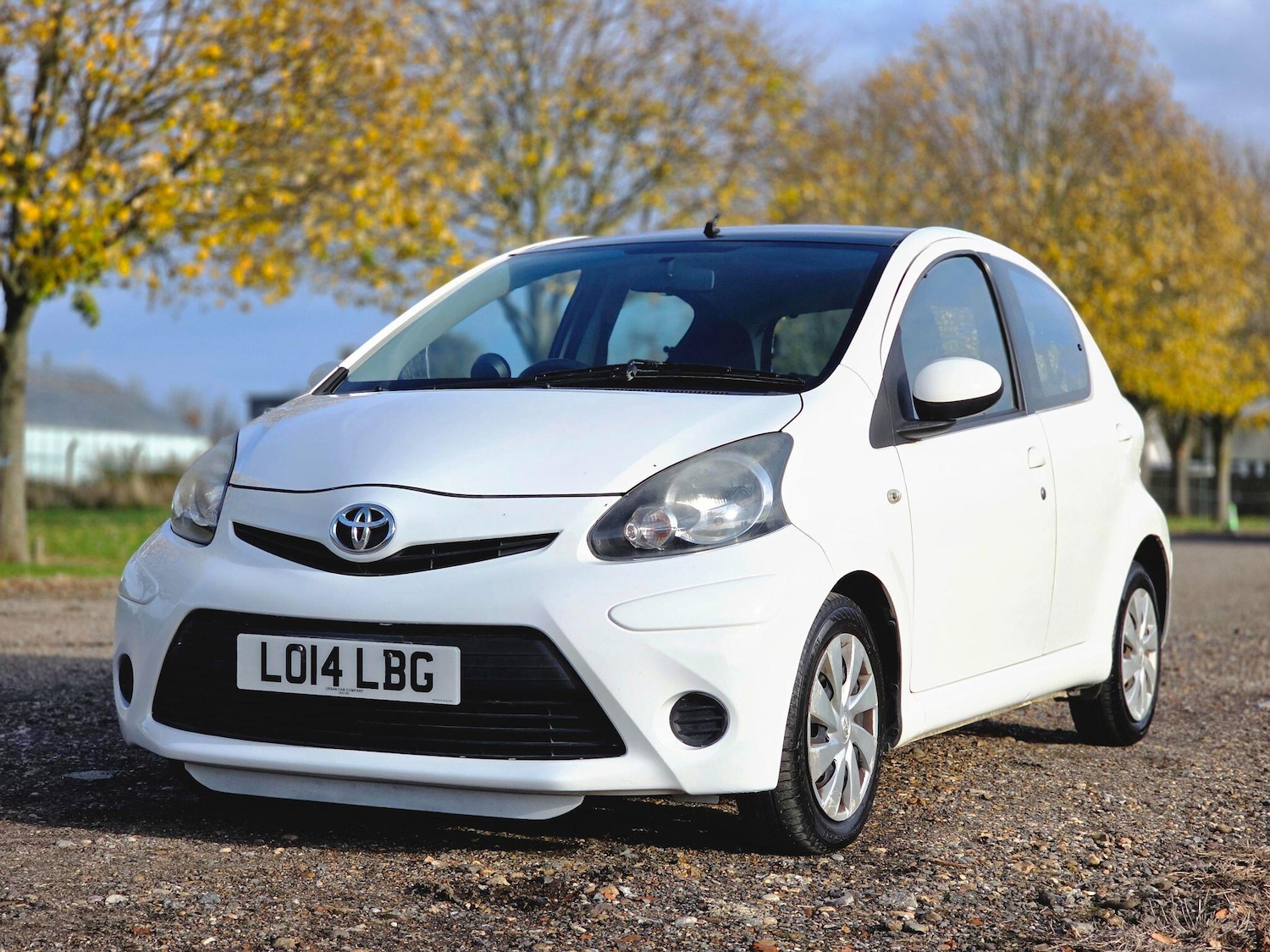 Used Toyota AYGO 2014 for sale - 76269903: Photo 16