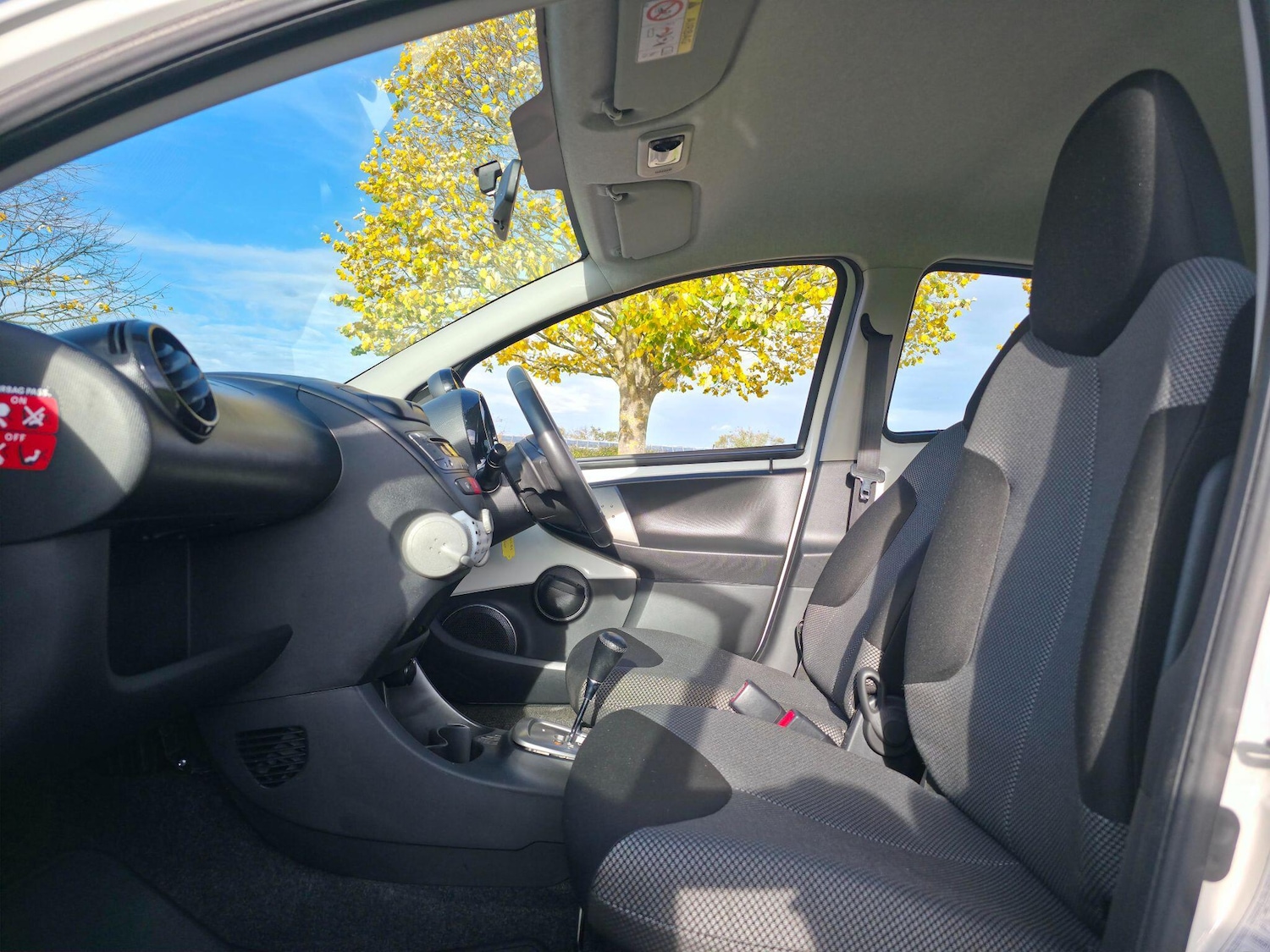 Used Toyota AYGO 2014 for sale - 76269903: Photo 23