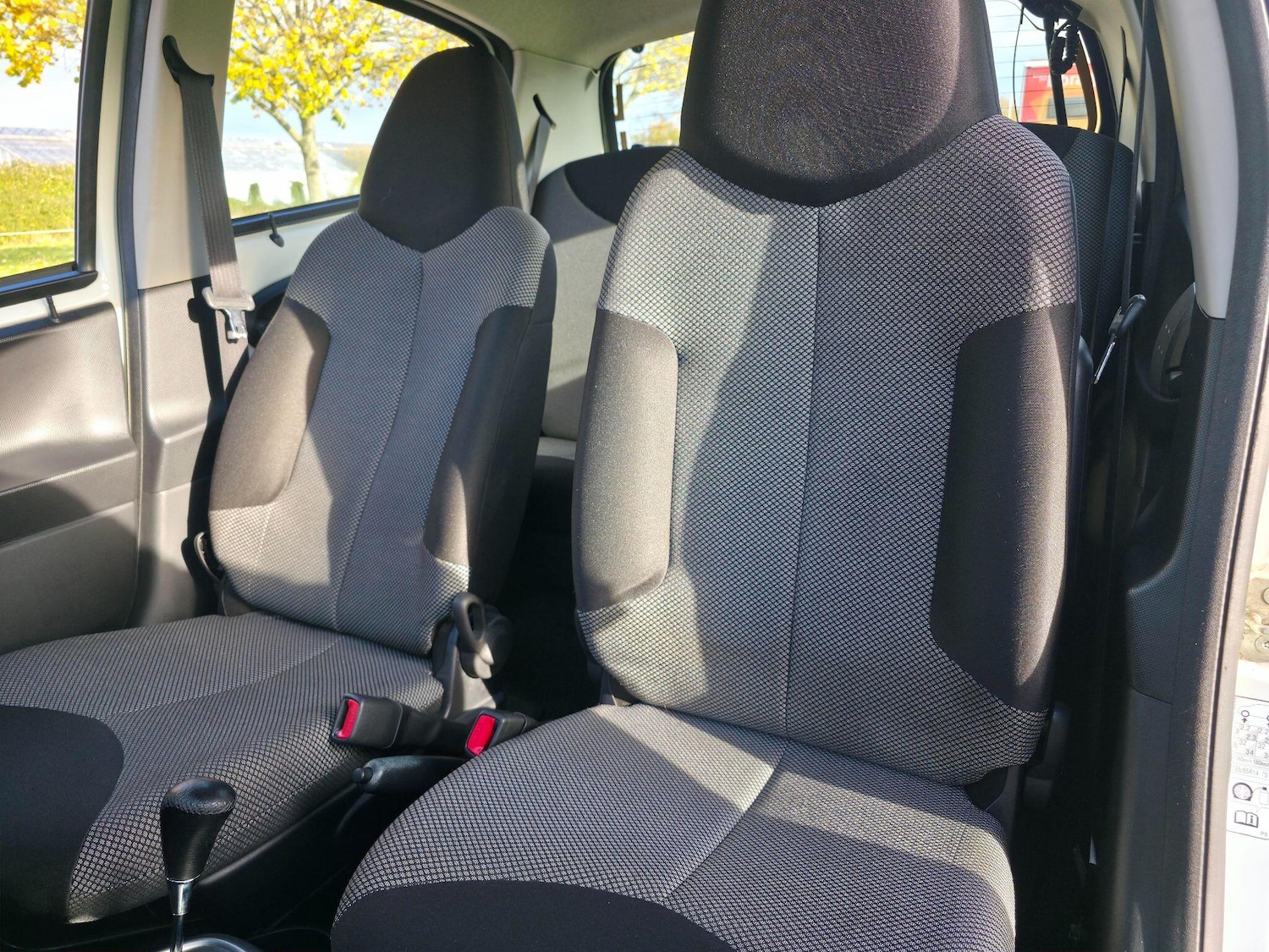 Used Toyota AYGO 2014 for sale - 76269903: Photo 30