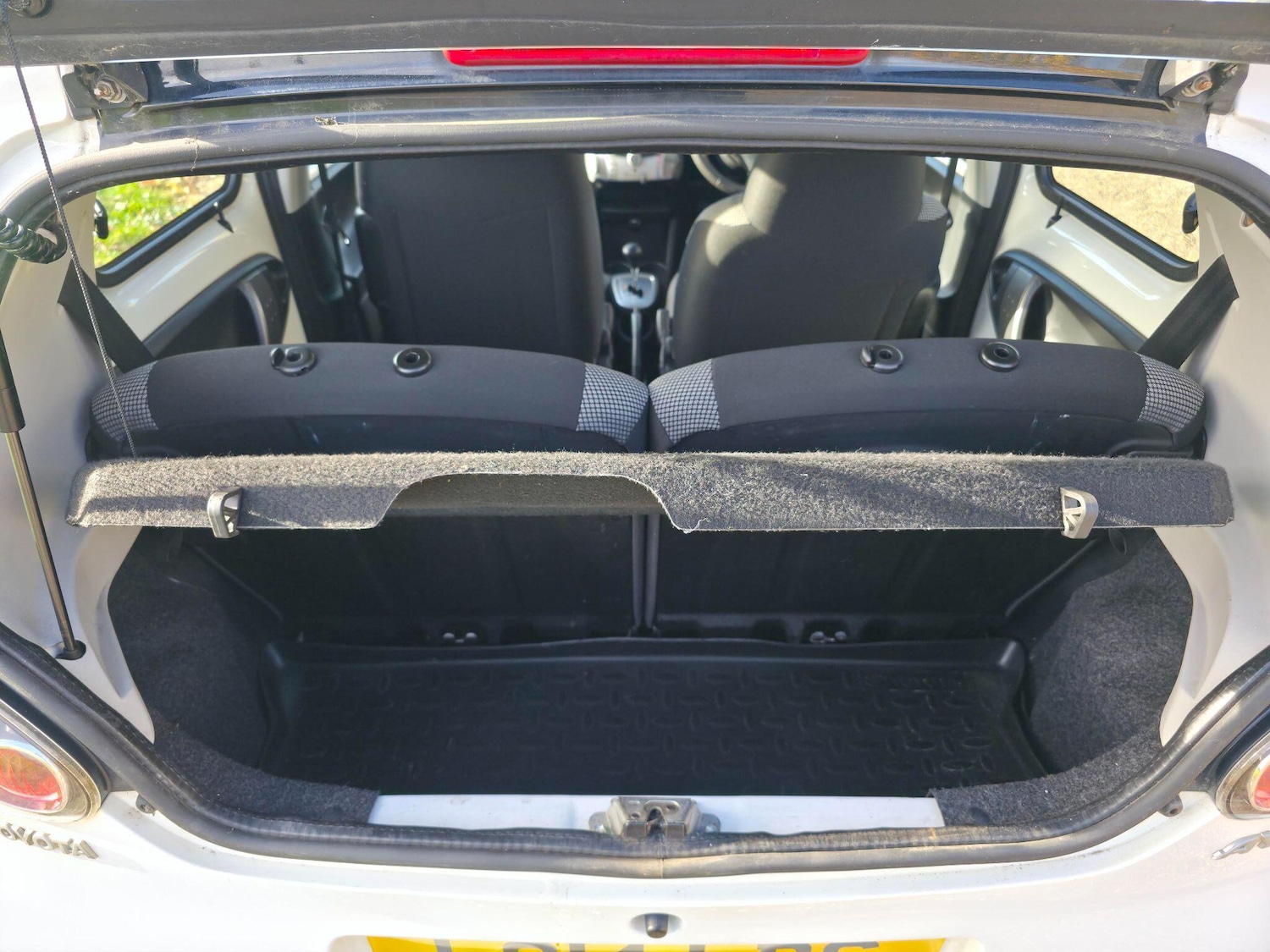 Used Toyota AYGO 2014 for sale - 76269903: Photo 41