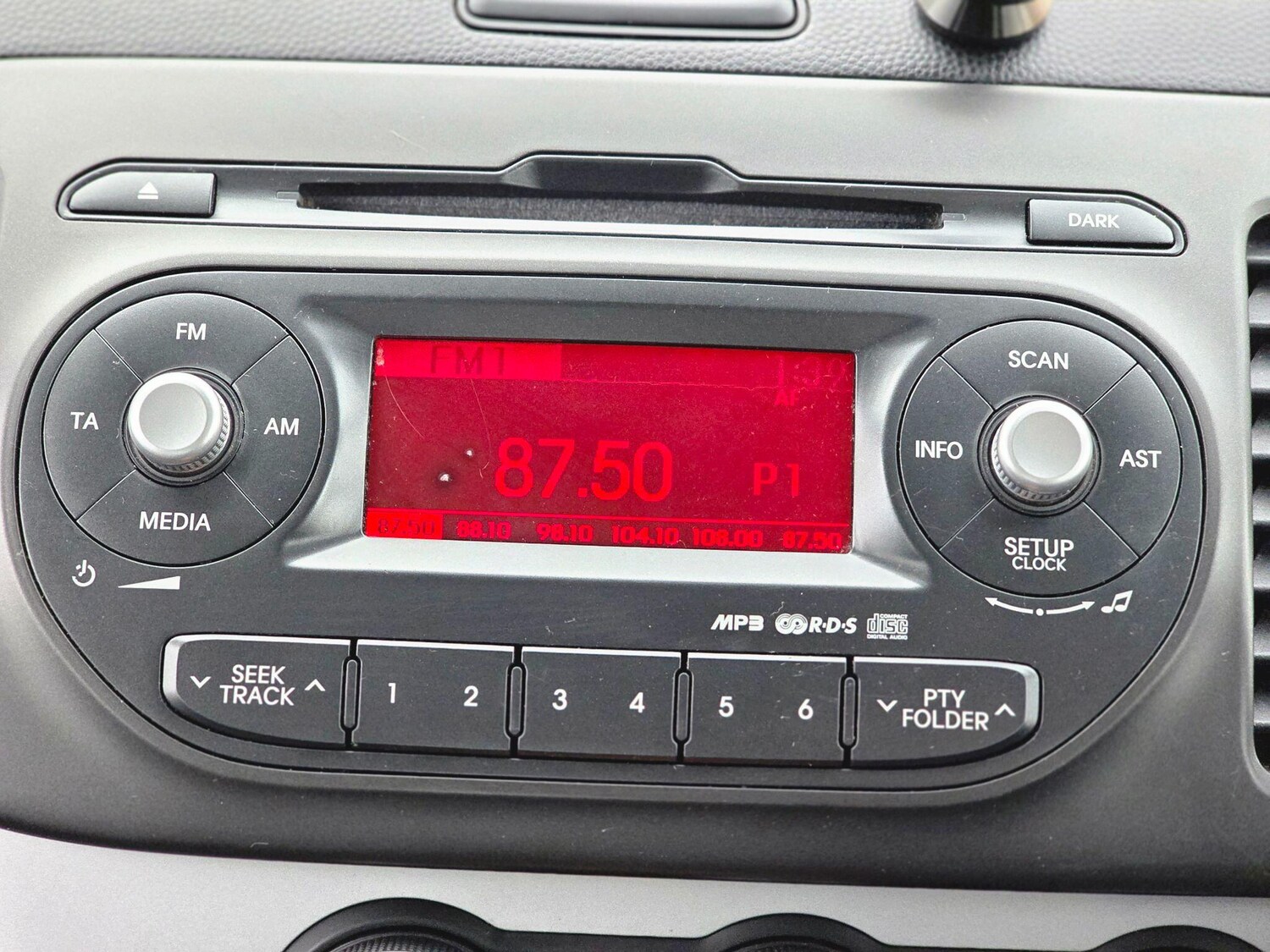 Used Kia Picanto 2013 for sale - 76612917: Photo 37