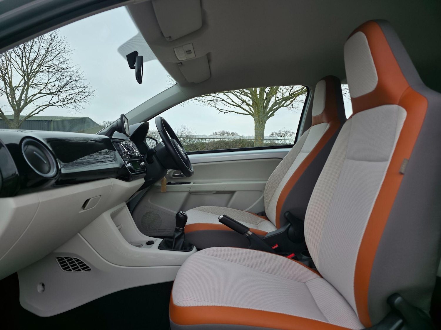 Used Volkswagen up! 2012 for sale - 76994694: Photo 15