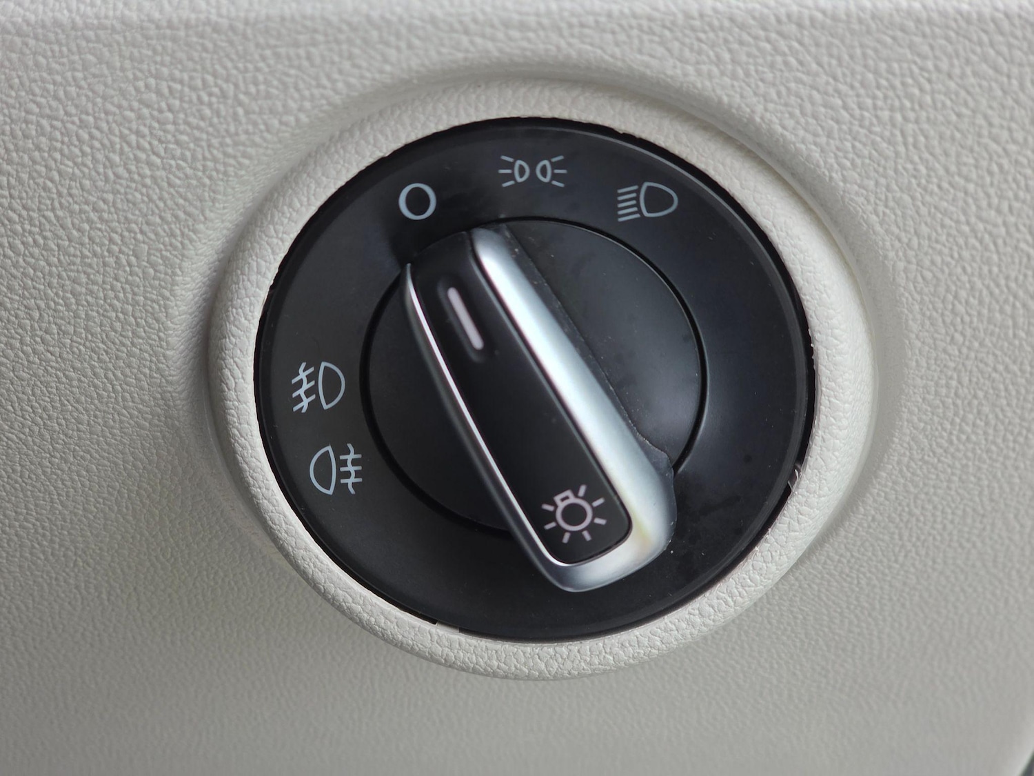 Used Volkswagen up! 2012 for sale - 76994694: Photo 25