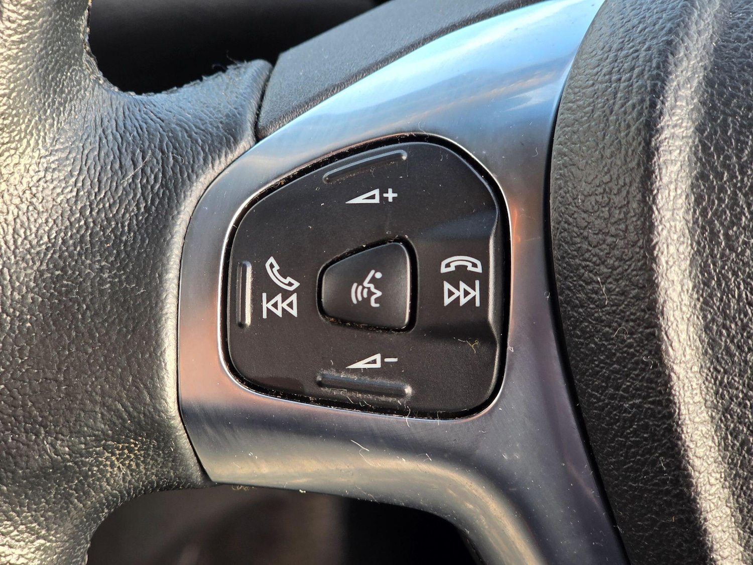 Used Ford Fiesta 2017 for sale - 76742970: Photo 31