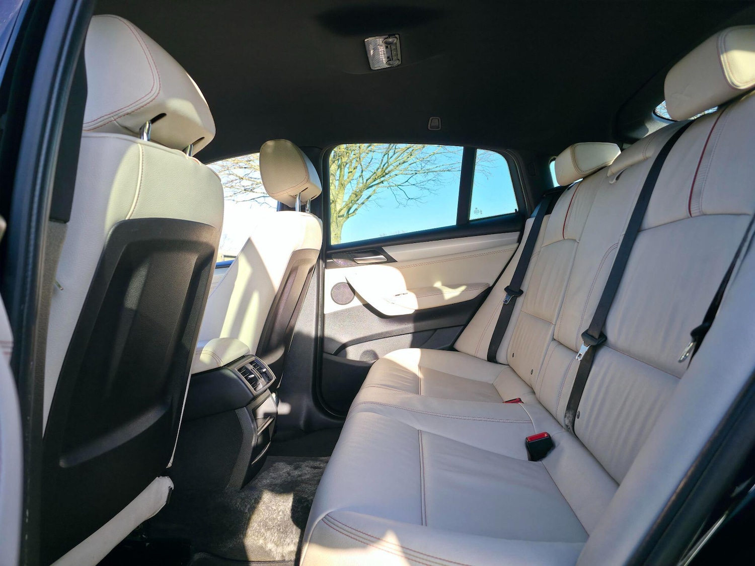 Used BMW X4 2015 for sale - 76996907: Photo 24