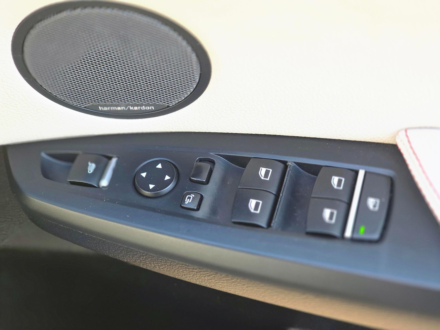 Used BMW X4 2015 for sale - 76996907: Photo 34