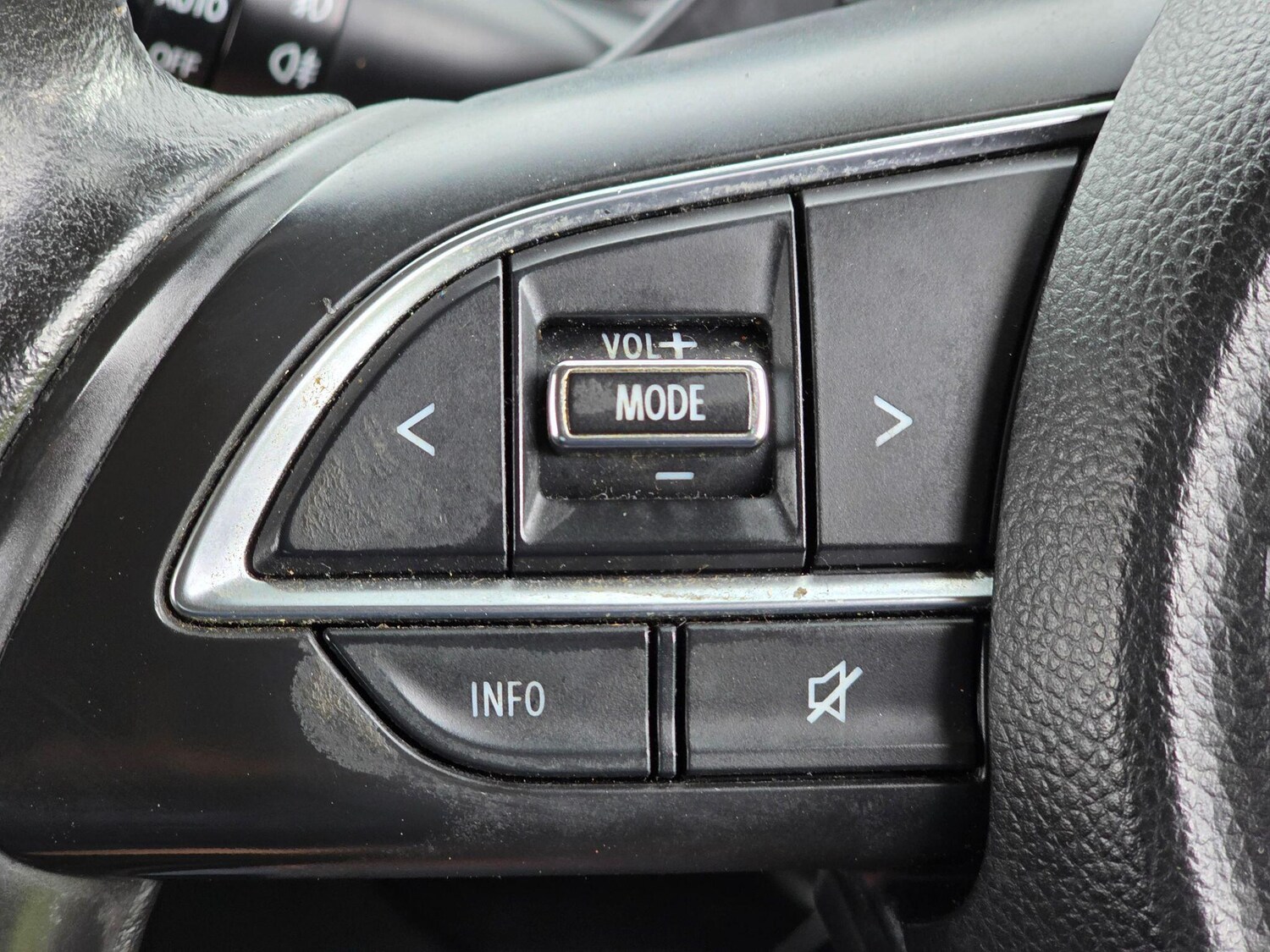 Used Suzuki Swift 2018 for sale - 78073233: Photo 37