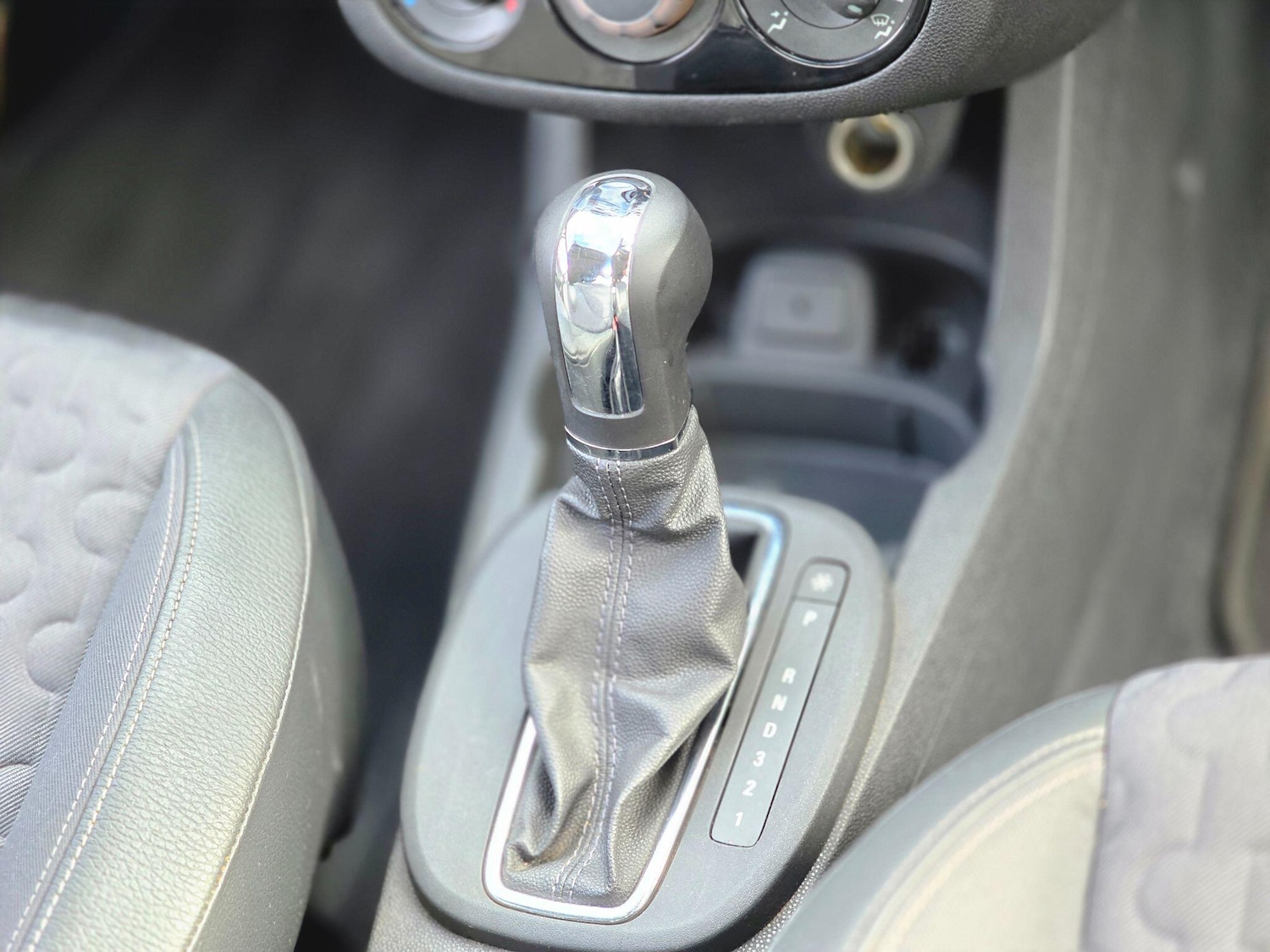 Used Vauxhall Corsa 2013 for sale - 77386753: Photo 28