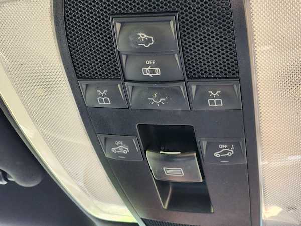 Used Mercedes-Benz E-Class 2014 for sale - 75553191: Photo 33