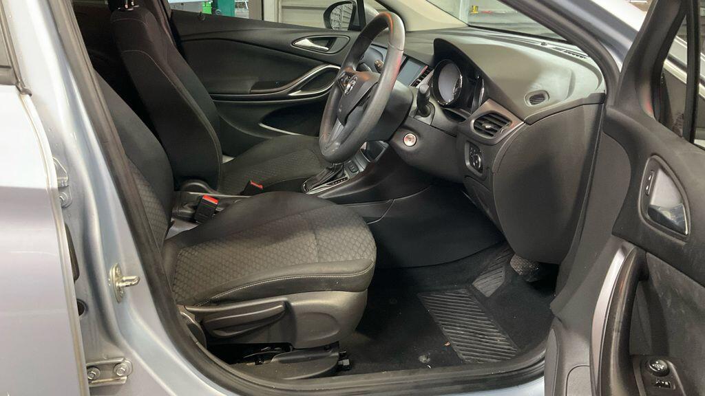 Used Vauxhall Astra 2016 for sale - 77376352: Photo 9