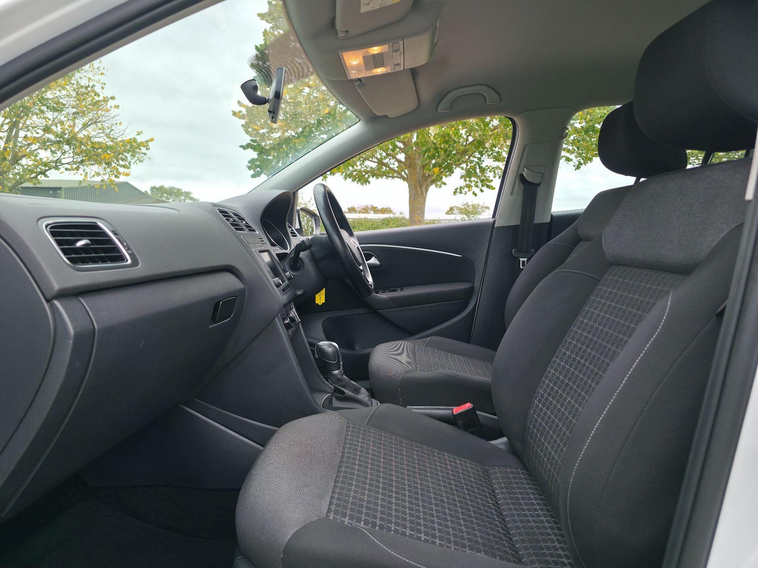 Used Volkswagen Polo for sale - 76865128: Photo 24