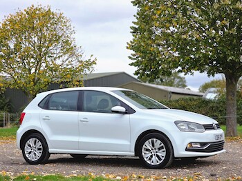 Used Volkswagen Polo 2015 for sale - 76865128: Photo