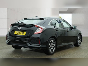 Used Honda Civic 2018 for sale - 78830111: Photo