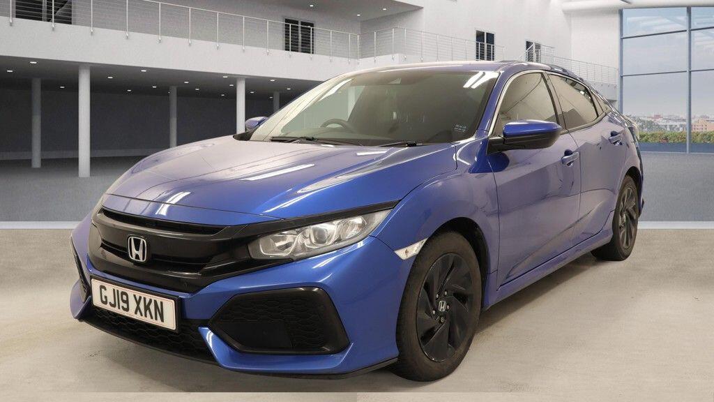 Used Honda Civic 2019 for sale - 77883256: Photo 2