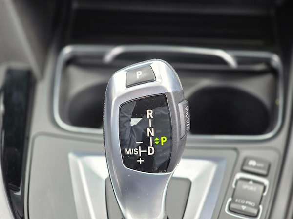 Used BMW 3 Series 2017 for sale - 76284379: Photo 33