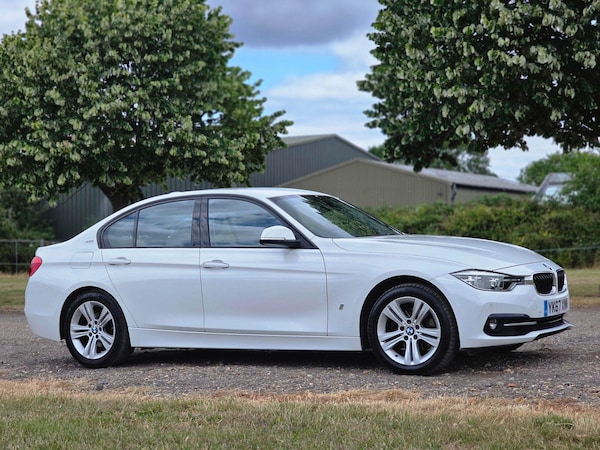 Used BMW 3 Series 2017 for sale - 76284379: Photo 3