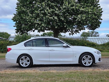 Used BMW 3 Series 2017 for sale - 76284379: Photo